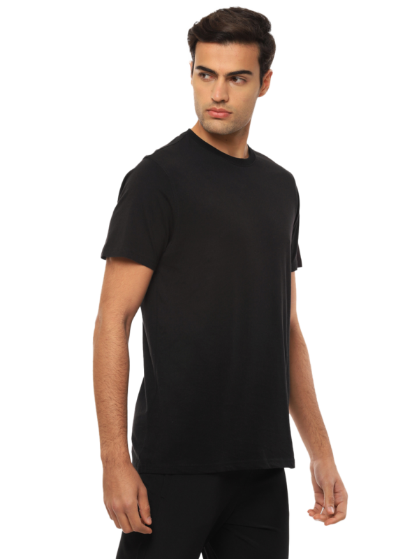 Hummel ROUND NECK COTTON MRP 1299/- Black