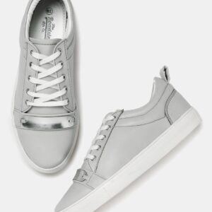 Roadster Women Grey Sneakers