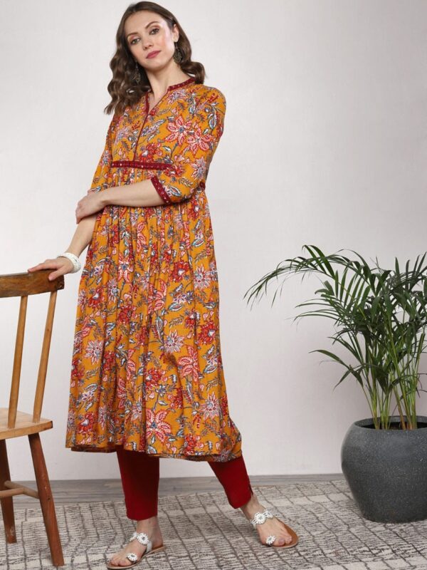 Sangria Women Floral Print Anarkali Kurta