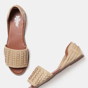 Roadster  Women Beige Flats Sandal