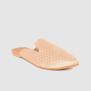 House of Pataudi Women Peach-Coloured Woven Design Handcrafted Mules