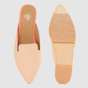 House of Pataudi Women Peach-Coloured Woven Design Handcrafted Mules