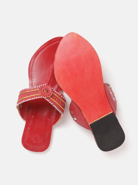 House of Pataudi Women Textured Handcrafted One Toe Flats