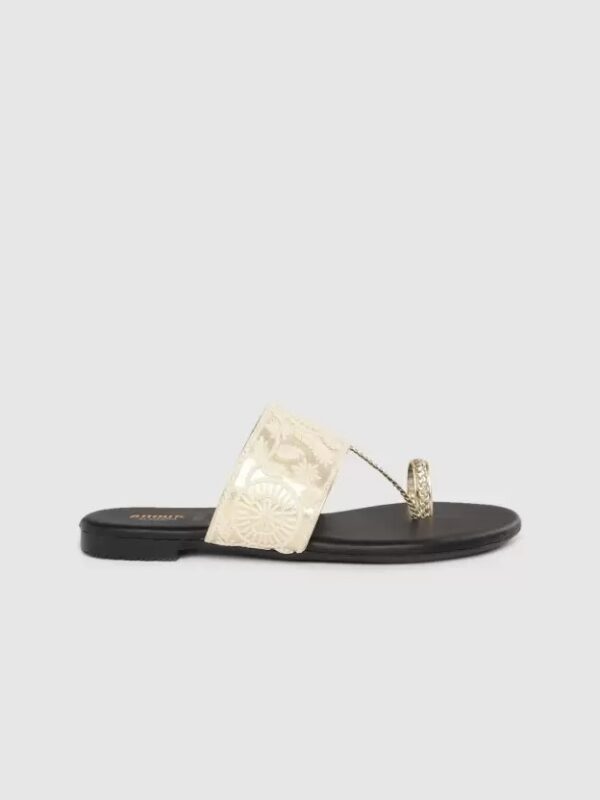 ANOUK  Women Off White, Black Flats Sandal