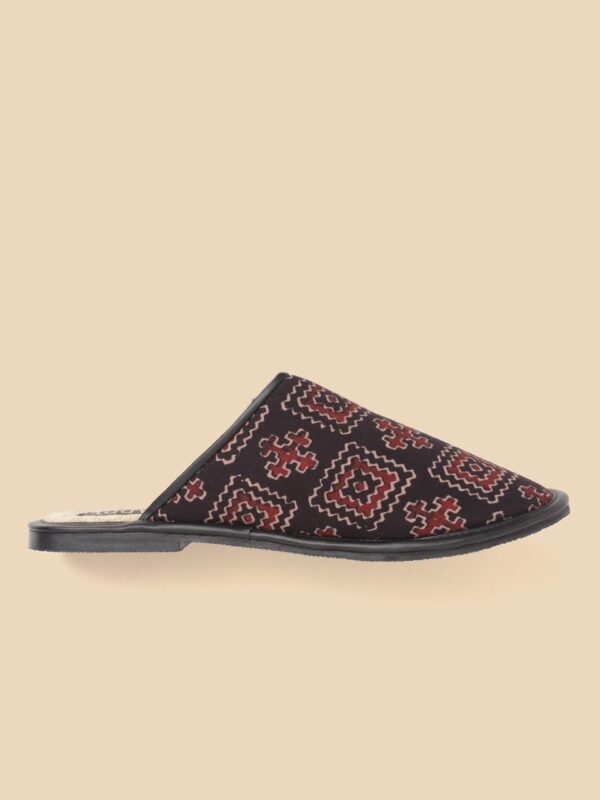 Taavi Women Geometric Print Mules