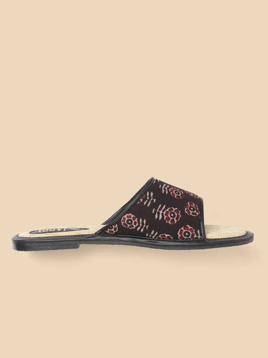 Taavi Women Ethnic Motifs Print Open Toe Flats