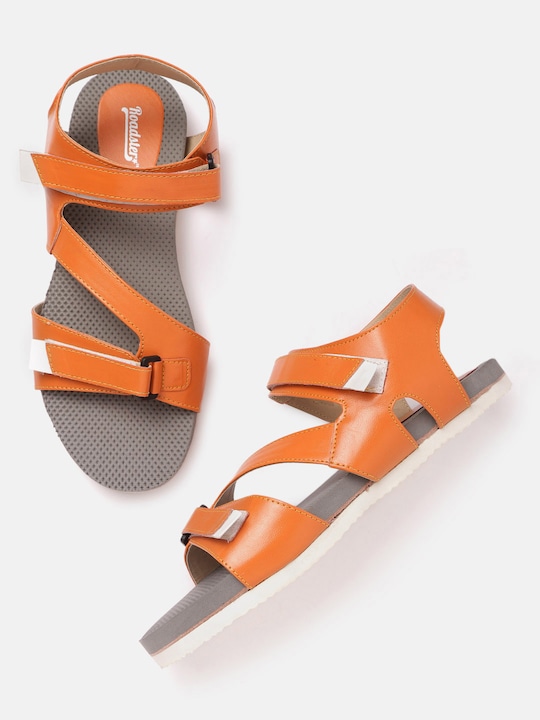 Roadster The Lifestyle Co Women Solid Sports Sandals