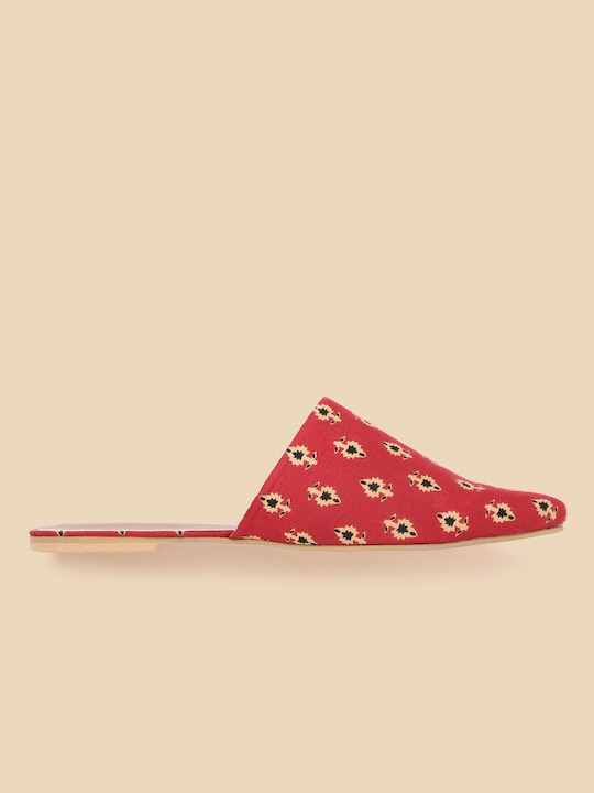 Taavi Women Ethnic Motifs Print Handcrafted Mules