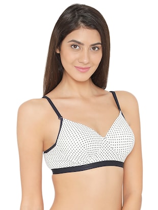 Clovia Solid Padded Full Cup Bra