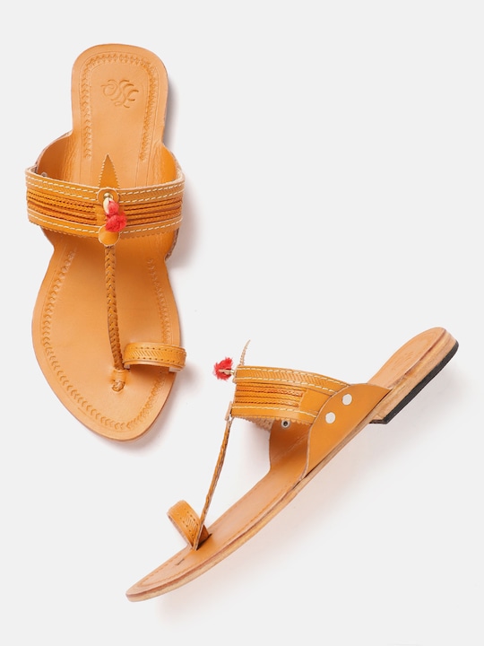 House of Pataudi Women Handcrafted One Toe Flats