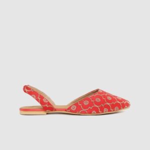 House of Pataudi Women Embroidered Handcrafted Mules