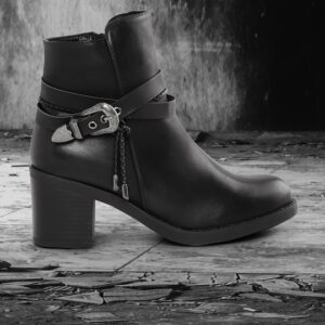 Roadster Block Mid Top Heeled Boots with Buckles