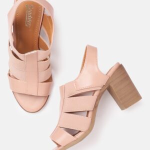 Roadster Women Solid Heeled Mules