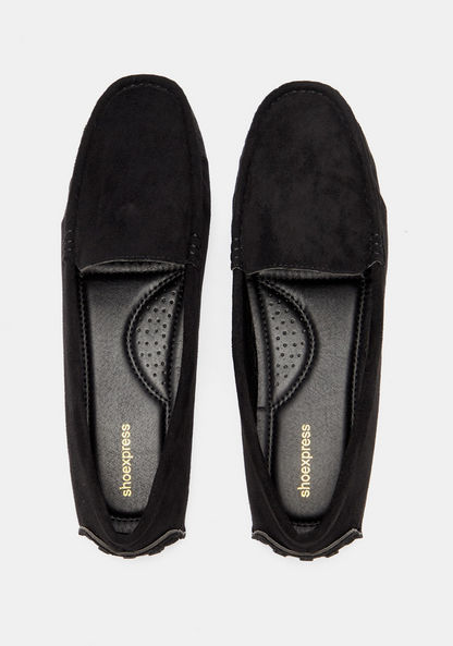 Shoexpress Solid Slip-On Moccasins