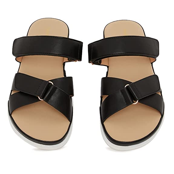 Shoexpress Women Sandals with Crisscross Straps