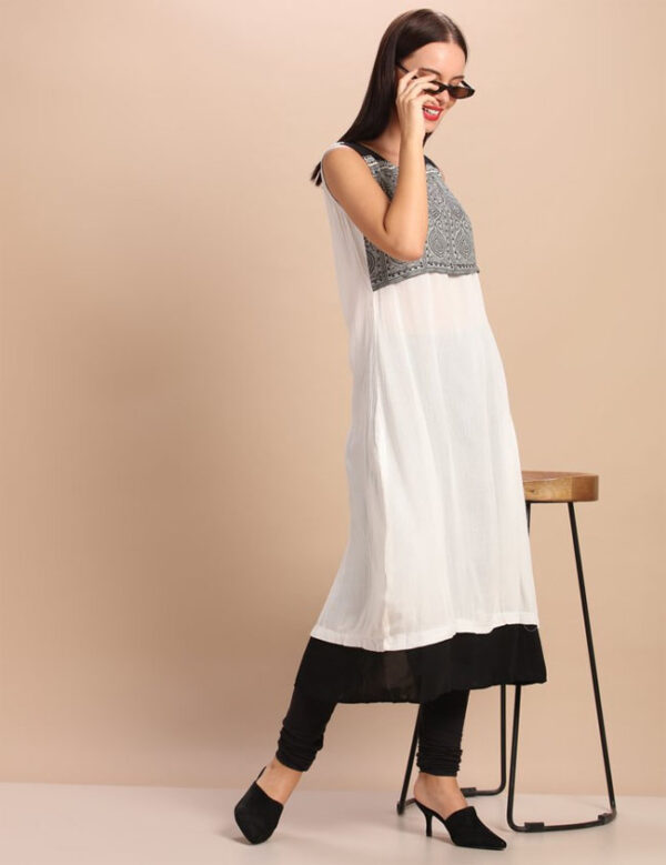 IMARA  Static Swirls Kurta