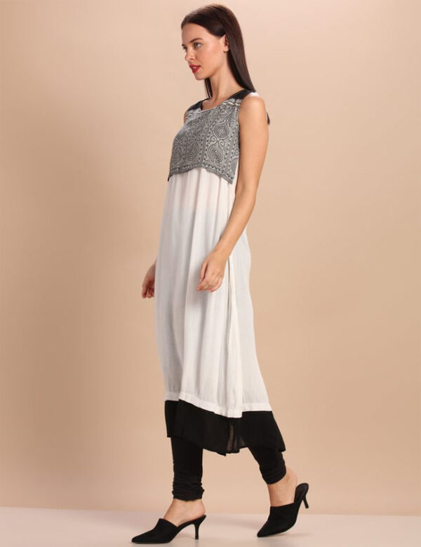 IMARA  Static Swirls Kurta