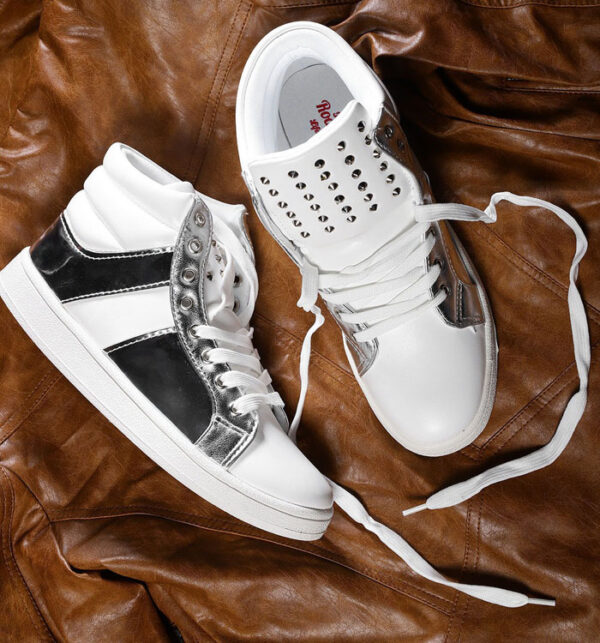 Roadster Women Sneakers