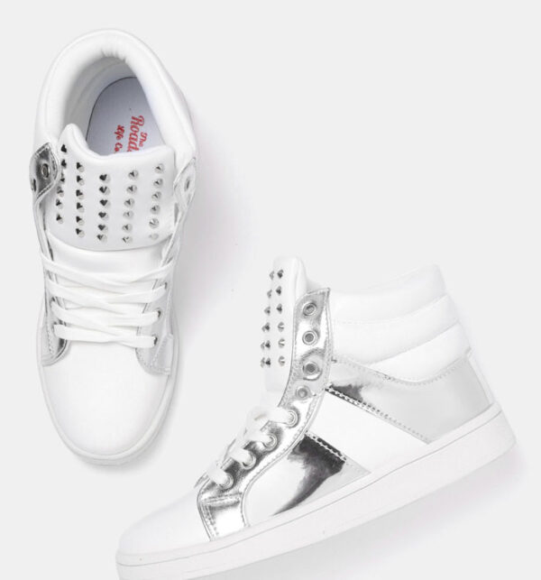 Roadster Women Sneakers