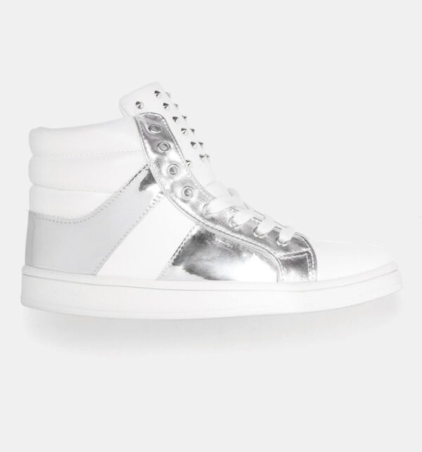 Roadster Women Sneakers