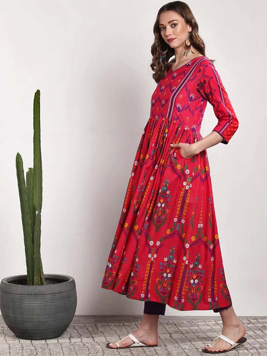 Sangria Women Solid Kurta with Trouser