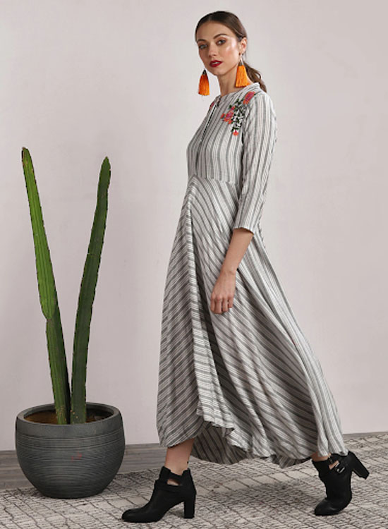 Sangria Women White Striped A-Line Dress