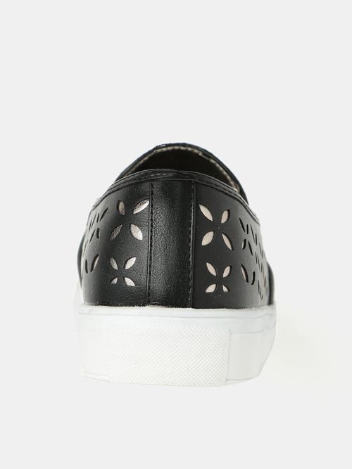 DressBerry Women Cut-Out Slip-Ons