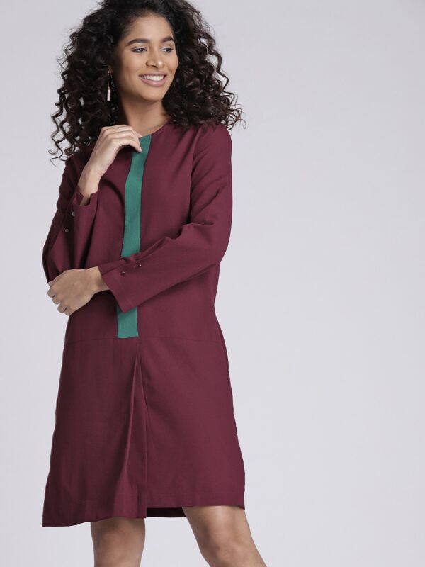 Chemistry Women Burgundy Solid A-Line Dress