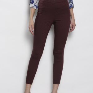 DOROTHY PERKINS Women Maroon  Black Self Design Cropped Trousers