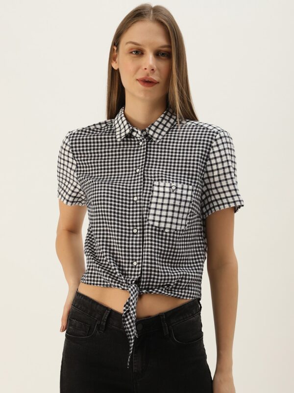 ESPRIT Women Black  White Regular Fit Checked Cropped Casual Shirt