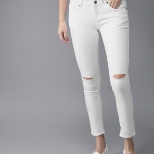 HERENOW Women White Skinny Fit Mid-Rise Slash Knee Stretchable Cropped Jeans