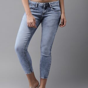 HERENOW Women Blue Skinny Fit Mid-Rise Clean Look Stretchable Cropped Jeans