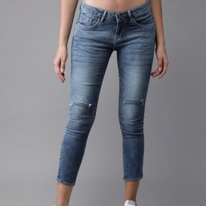 Moda Rapido Women Blue Tapered Fit Mid-Rise Cropped Slash Knee Stretchable Jeans