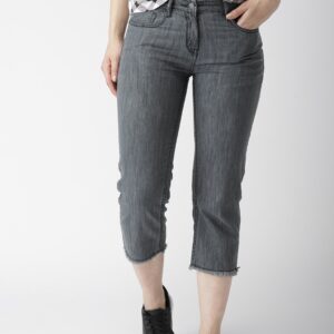 Mast  Harbour Women Grey Relaxed Fit Mid-Rise Clean Look Cropped Jeans