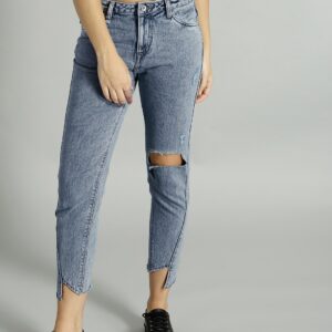 Roadster Women Blue Boyfriend Fit Mid-Rise Mildly Distressed Jeans