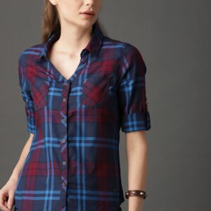 Roadster Women Navy  Maroon Regular Fit Checked Casual Shirt