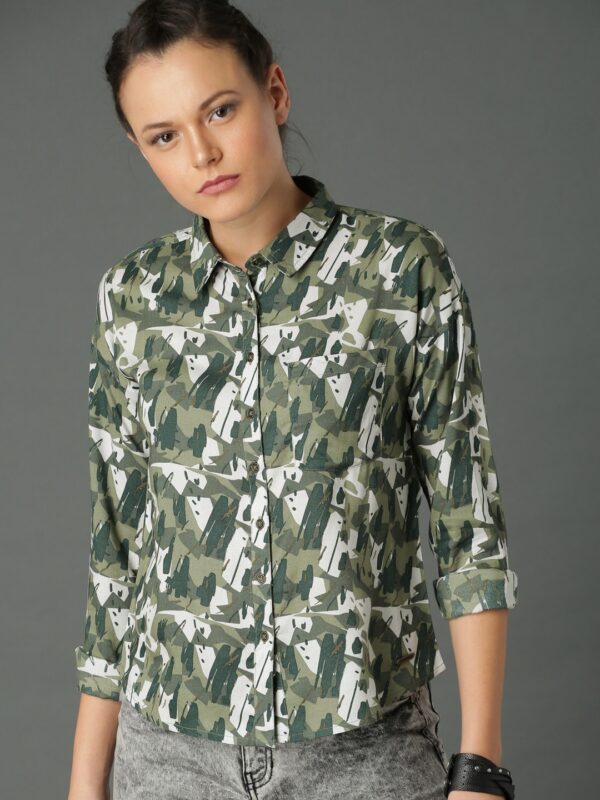 Roadster Women Green  White Regular Fit Printed Casual Shirt