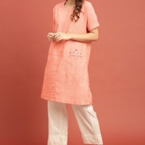 Taavi Women Peach-Coloured Solid Kantha Tunic with Pockets  Embroidered Detail