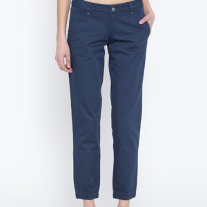 Wills Lifestyle Women Blue Solid Slim Cropped Trousers