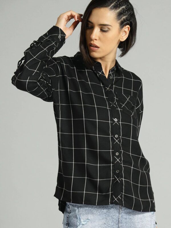 Roadster Women Regular Fit Checked Casual Shirt