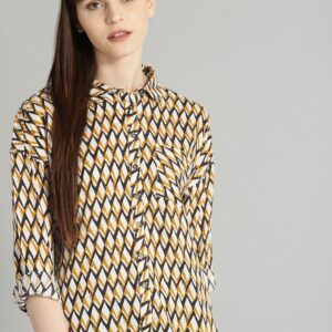 Roadster Women Regular Fit Printed Casual Shirt