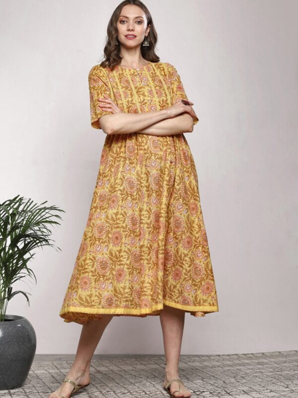 Sangria Women  Printed Anarkali Kurta