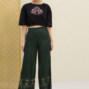 House of Pataudi Women Embroidered Crop Pure Cotton Top