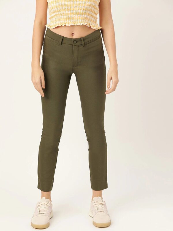 MANGO Women Regular Fit Solid Cropped Trousers