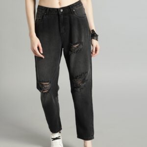 Roadster Women Slim Fit Mid-Rise Mildly Distressed Cropped Jeans