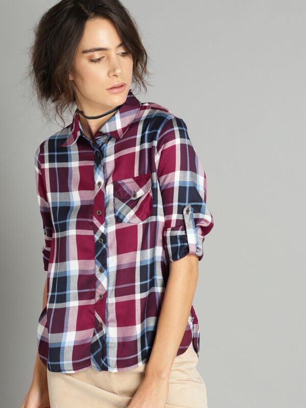 Roadster Women Regular Fit Checked Casual Shirt