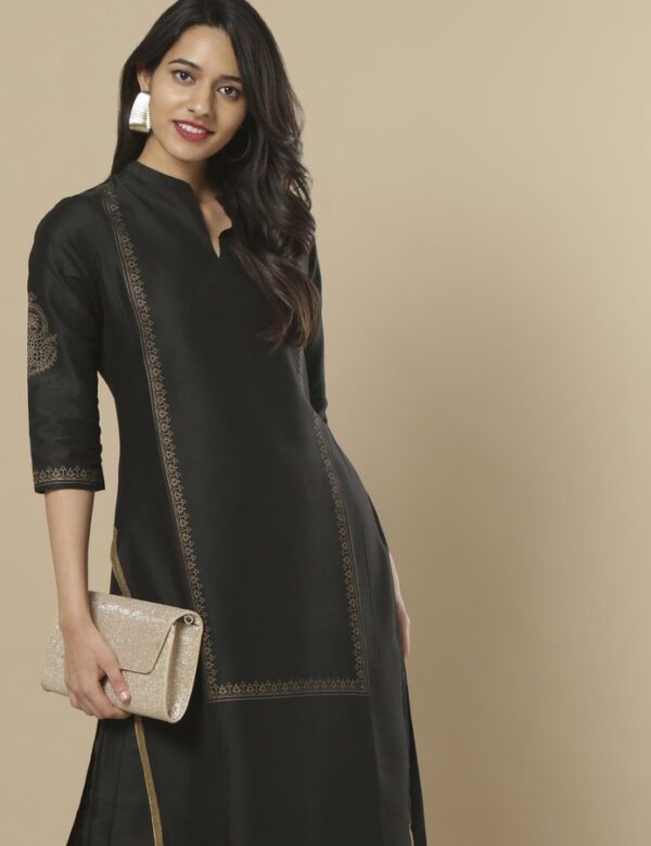 Imara Phantom Of Elegance Kurti