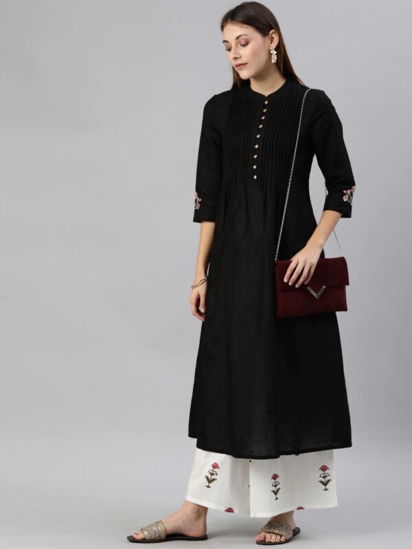 Anouk Women Black Solid Straight Kurta