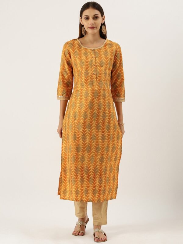 IMARA Women Printed Kurta with Pyjamas