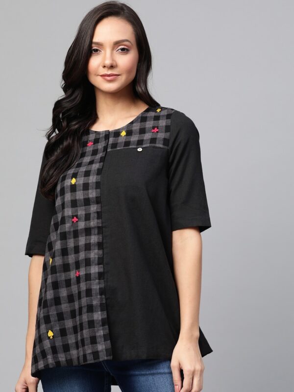 Sangria Women Checked Pure Cotton Top